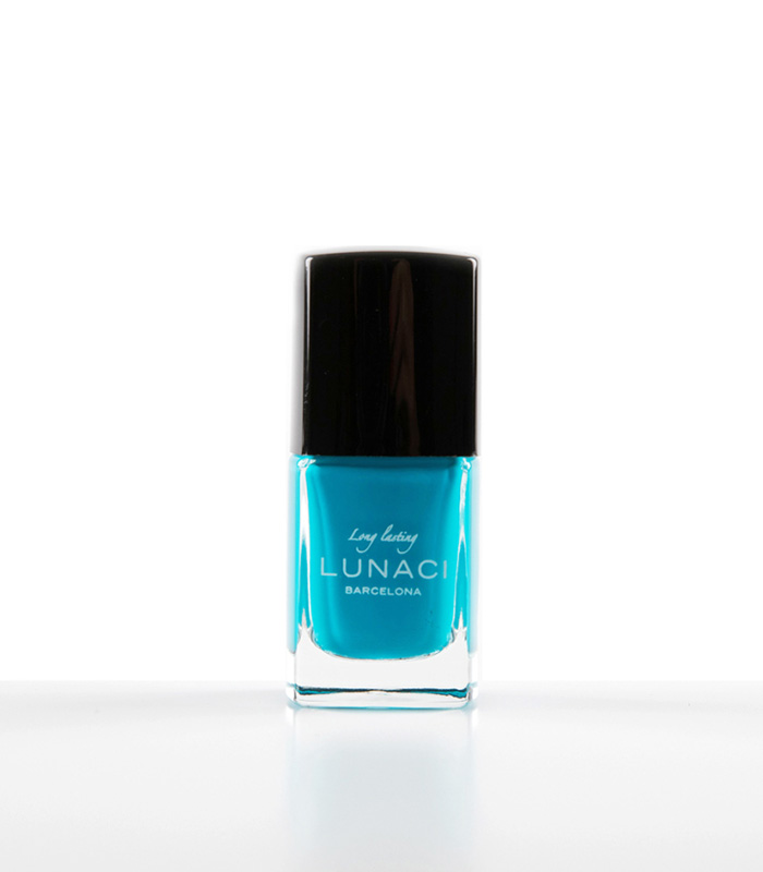 5 Blue Nail Polishes to Try for Summer